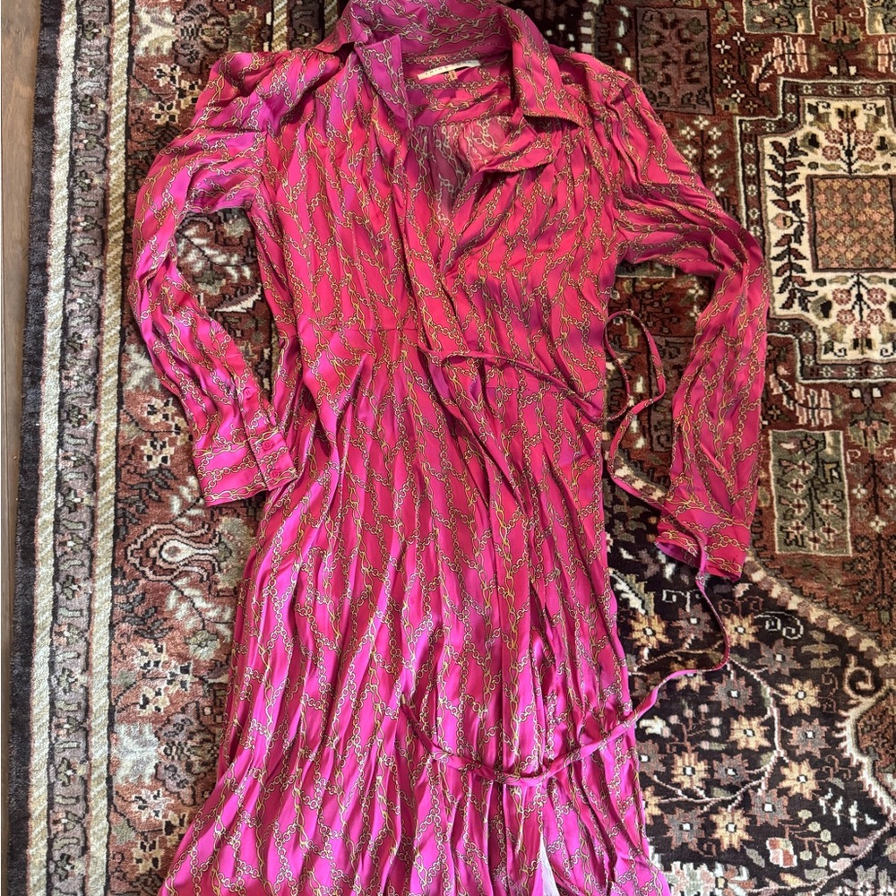 Trina Turk Women’s Pink Chain-Print Long Sleeve Dress